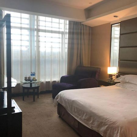 Xindu Hotel Changzhou  Bagian luar foto